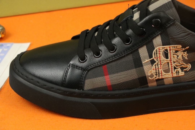 Burberry Sneakers